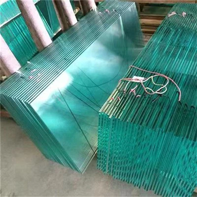 Terasa kaljeno staklo